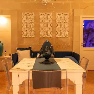 cadelli-luxury-suite.lecce-hotels.com/