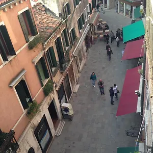  Hotel Casa Linger Italia